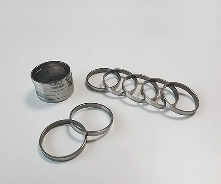 Hydraulic Piston Rings manufactured by SEIMT Hydraulics