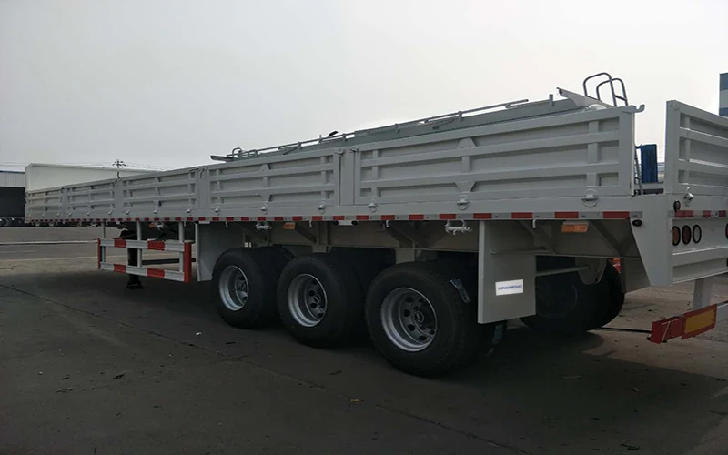 SINOHENG three axle cargo semi-trailer loaded with bagged cement