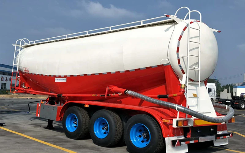 SINOHENG three axle 35 square metre cement powder tank truck semi-trailer view 2