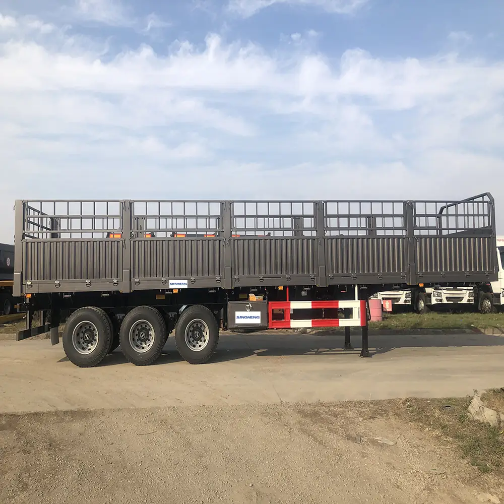SINOHENG fence livestock storehouse semi-trailer with high grid sides view 2