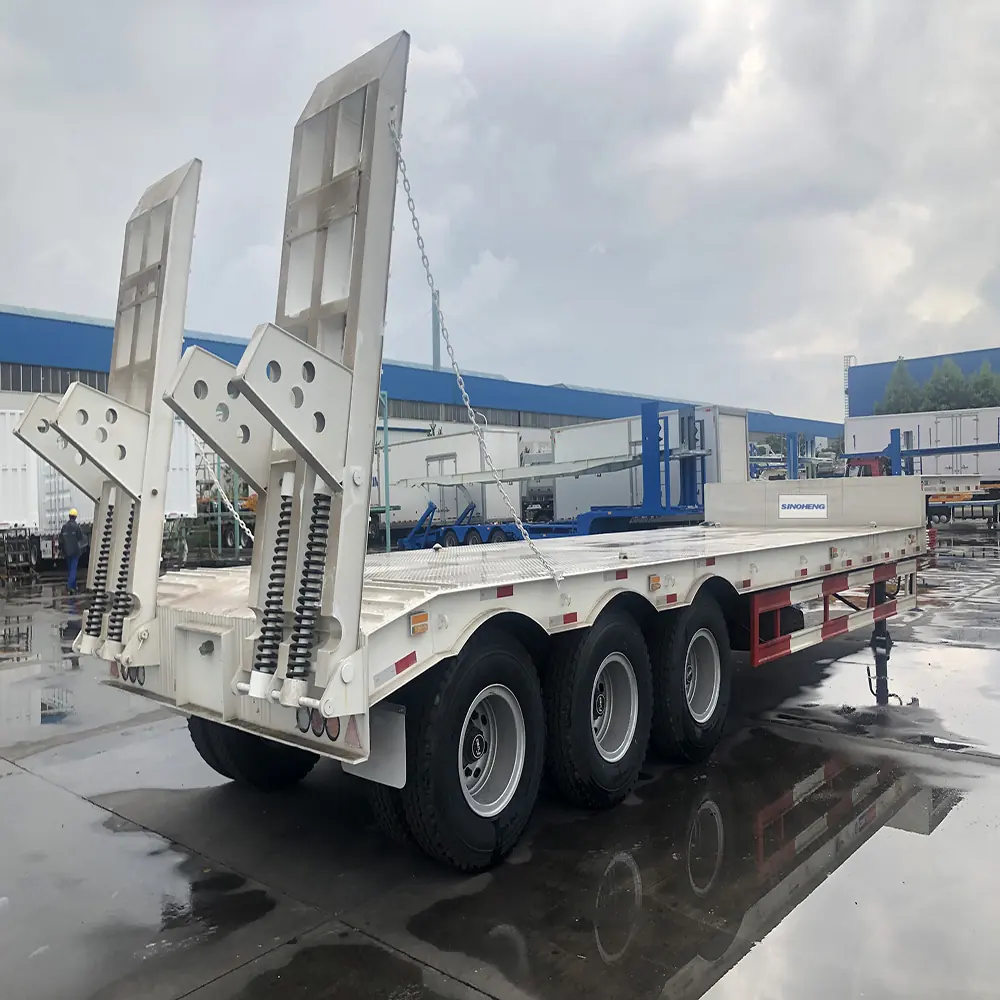 SINOHENG low bed low flatbed semi-trailer with 1100mm deck height view 2