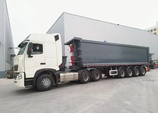 SINOHENG four-axle rear tipper dump semi-trailer with rectangular high-strength steel body view 4