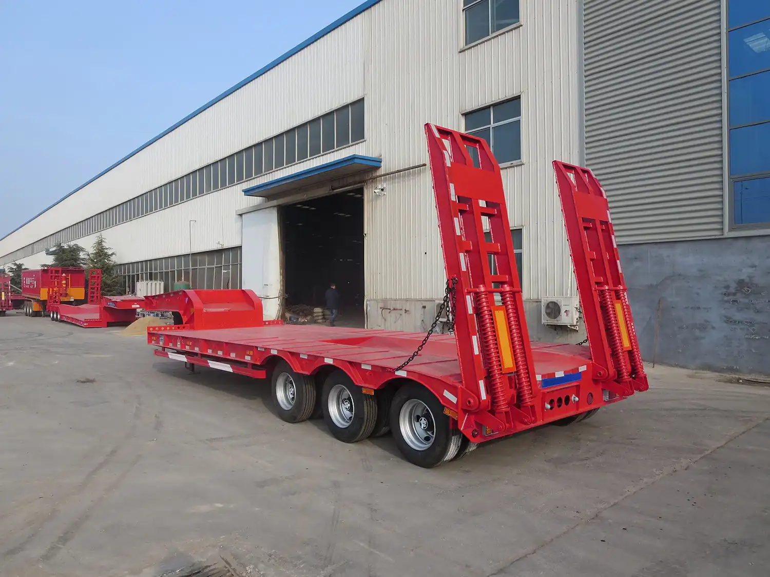 SINOHENG LHL9359TDP compact low flatbed semi-trailer