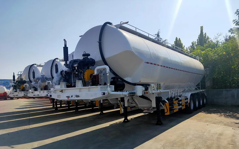 SINOHENG flour tanker silo semi-trailer for bulk food grade powder view 4