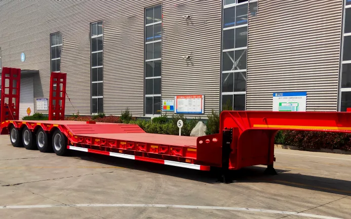 SINOHENG four-axle low bed semi-trailer carrying heavy machinery view 3