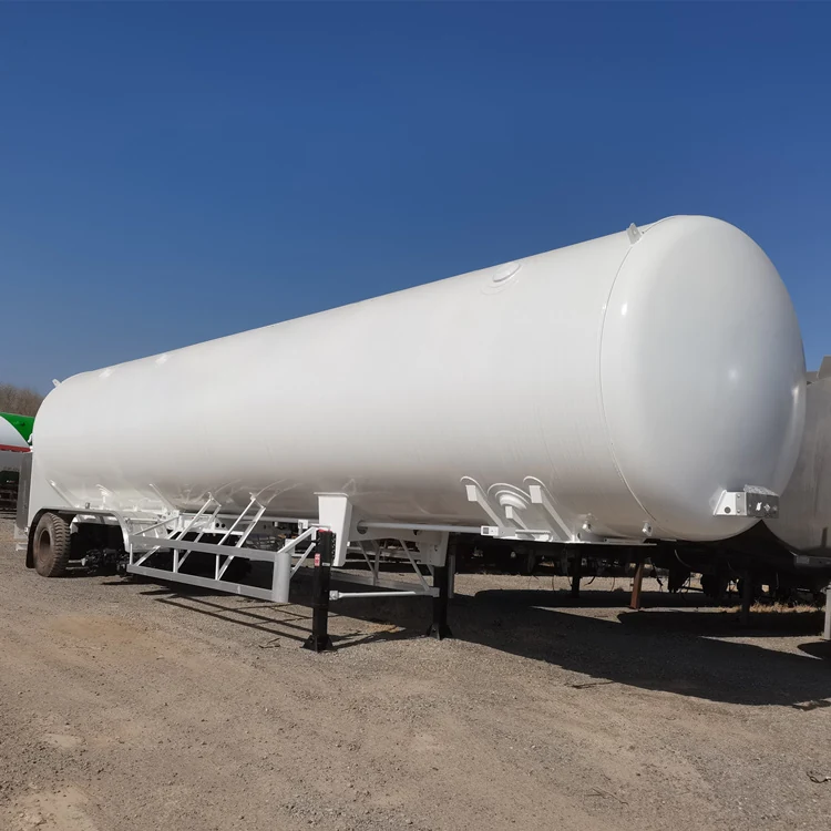 SINOHENG three-axle LNG tanker semi-trailer with stainless cryogenic tank view 3