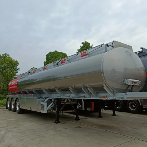 SINOHENG aluminium alloy diesel oil tank semi-trailer with API safety fittings