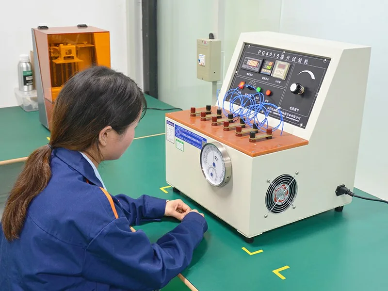 Quality control instrument in use at the Setolink inspection room 2