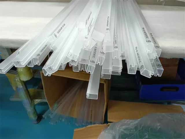 Close view of an IC packing tube profile showing the internal channel and wall thickness
