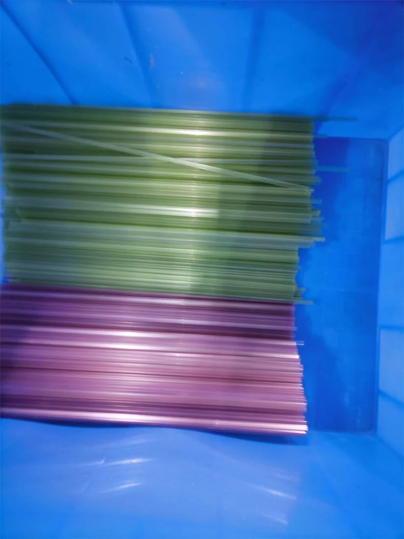 Bundled color anti-static tubes with rubber end plugs fitted at both ends