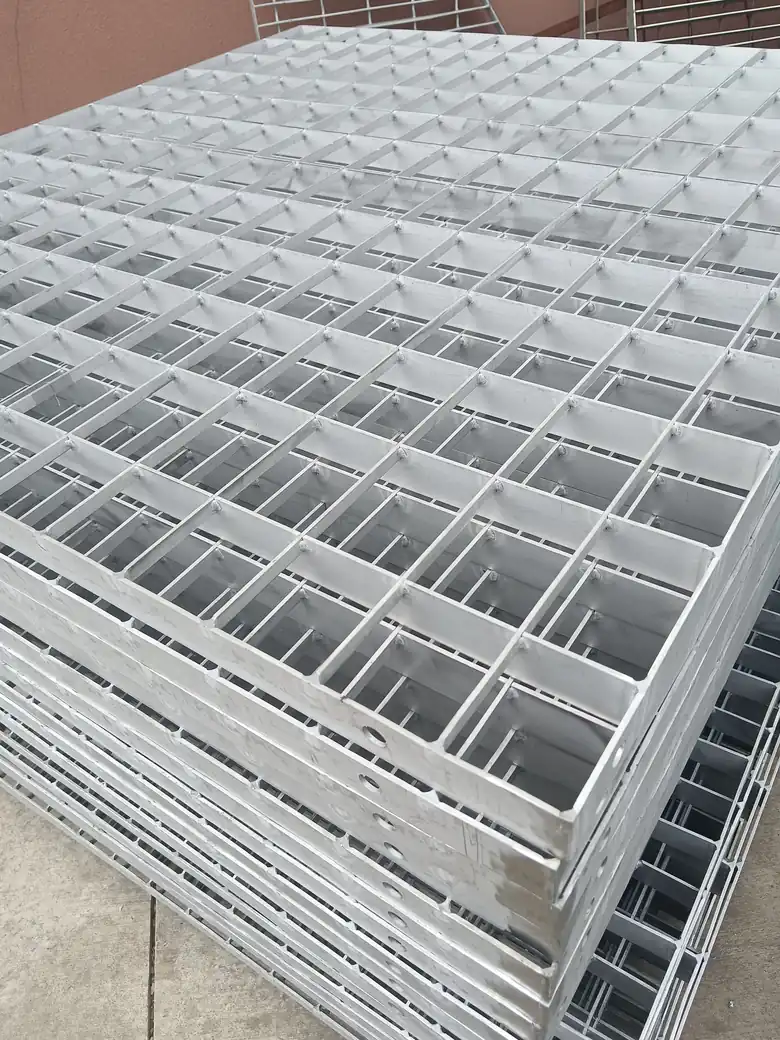 Press Locked Grating 40x3 Stainless Steel produced by ShengJingYe