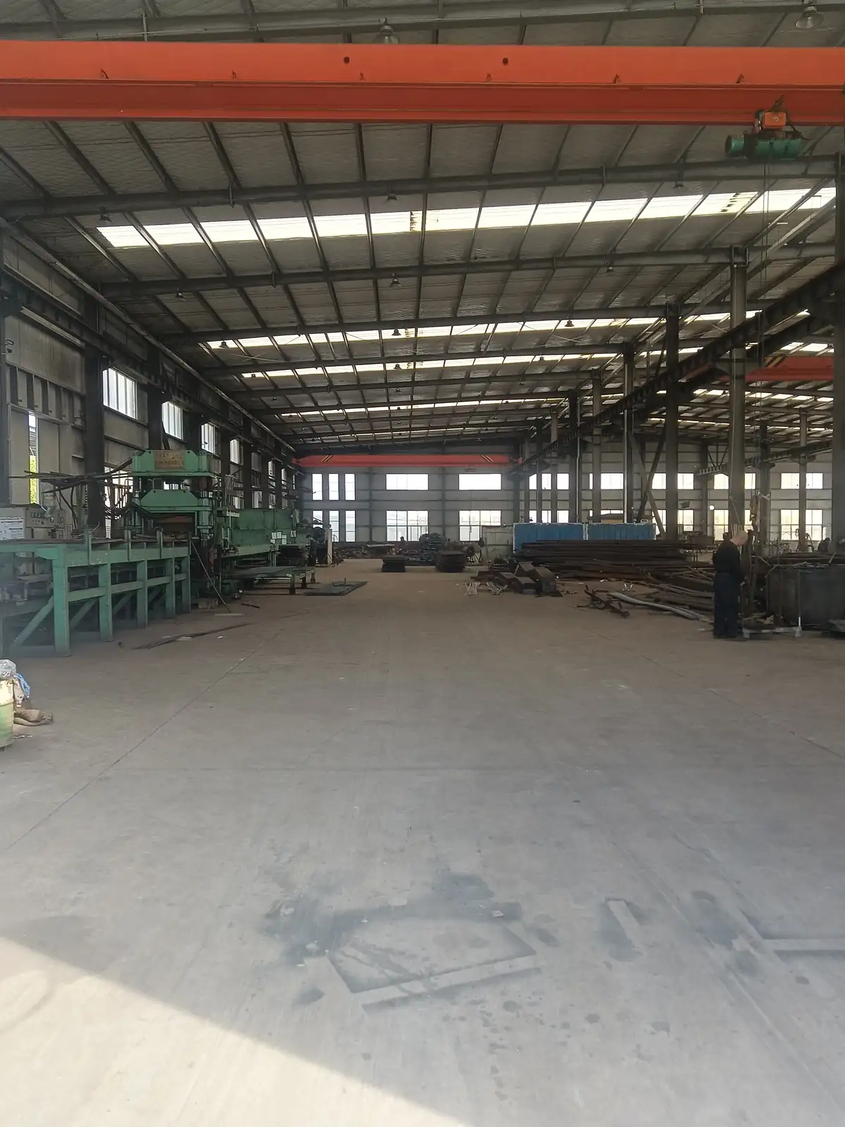 Ball Joint Stanchion With Handrail, photographed at the ShengJingYe plant in Yantai