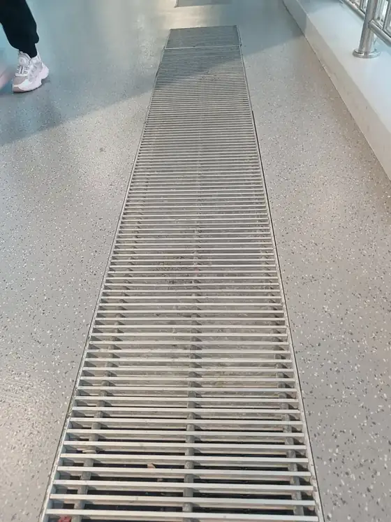 Ditch Steel Grating 30x5 Stainless Steel produced by ShengJingYe