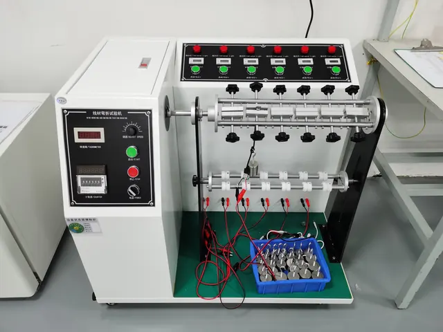 Wire flexibility tester