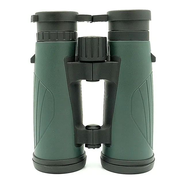 WD76 10x42 eyepiece detail showing twist-up eyecups and centre focus wheel