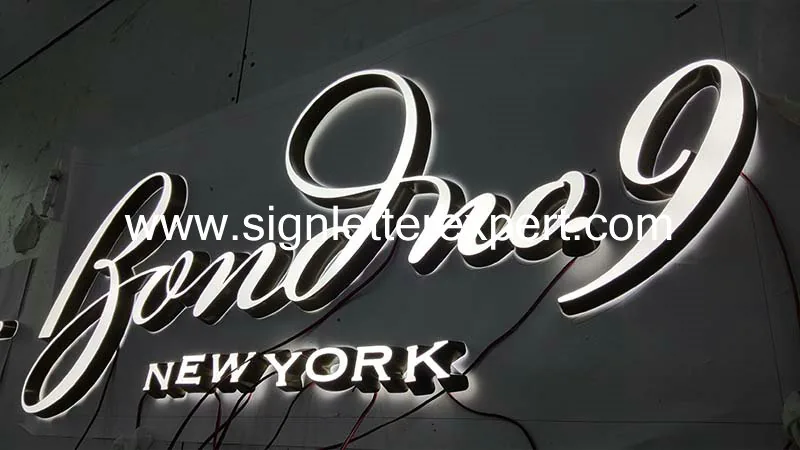 Low profile LED illuminated letter signs