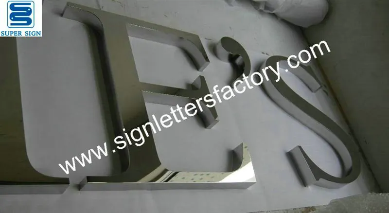 316 Polished Stainless Steel Letters 17 made by Super Sign