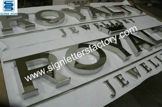 Polished Stainless Steel Letters 09 made by Super Sign