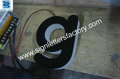Edgelit LED Letter Sign 03