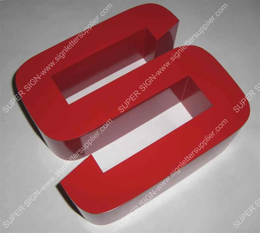 Painting metal sign letters 04 — additional workshop photograph of the finished letter