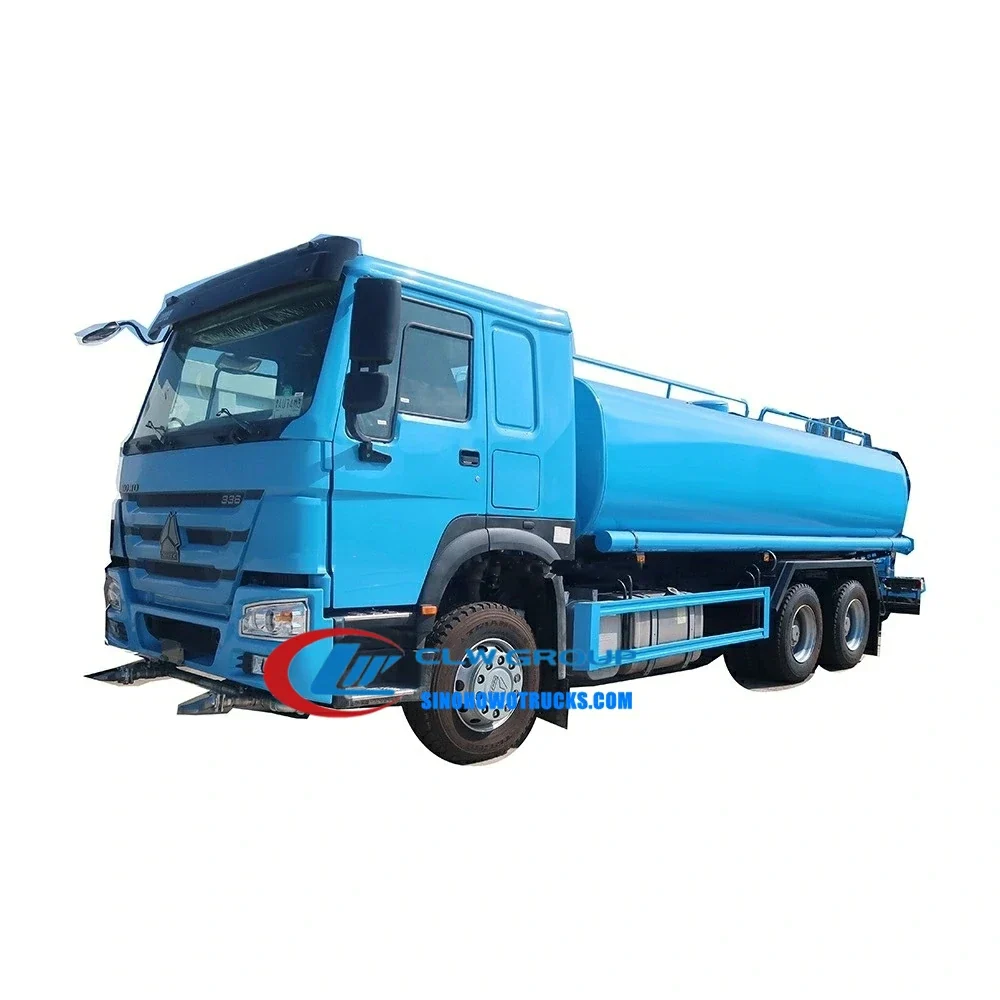 10 wheel Sinotruk HOWO 20000L water tank truck in Guyana with rear spray system and high cannon