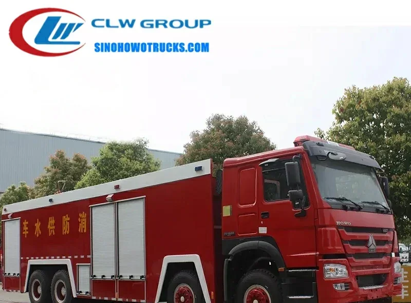8x4 Sinotruk HOWO heavy duty 25 ton fire truck in fire service red with PS70 monitor mounted on the roof