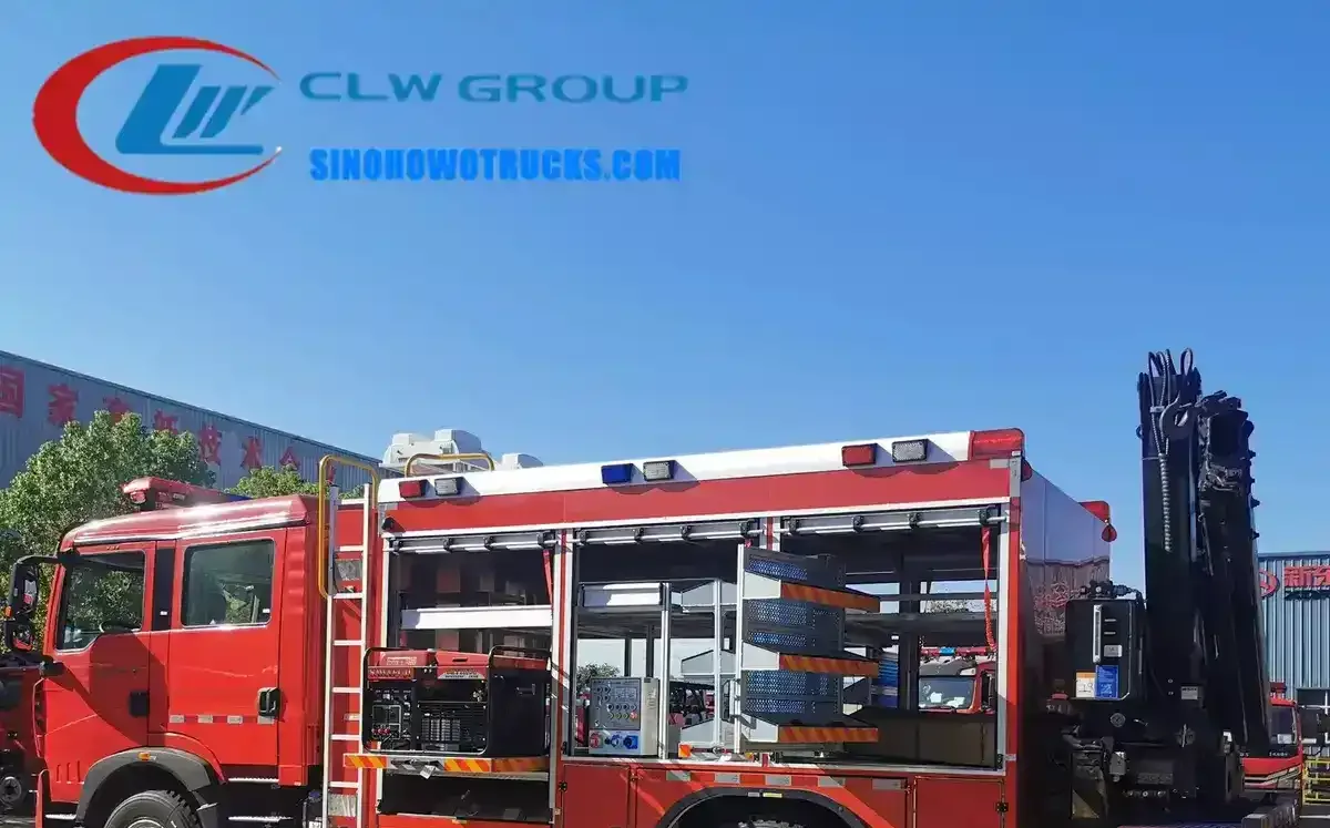 Sinotruk HOWO 4x2 emergency rescue fire truck in fire service red with front-mounted fire pump and equipment lockers