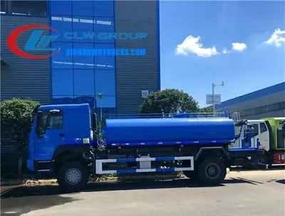 Rear view of the HOWO water truck showing high-pressure water gun and working platform