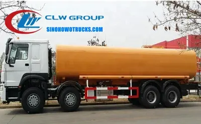 Rear working platform of the HOWO water sprinkler truck with high-pressure cannon and spray system