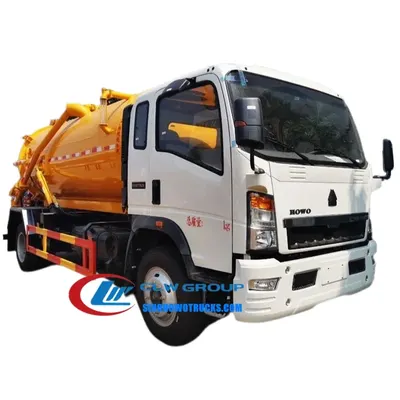 Side view of the sewage tanker with 6mm carbon steel tank and manhole access