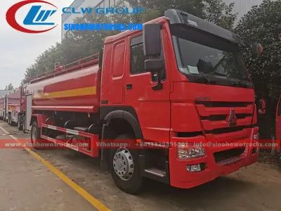 Side view of the HOWO fire tender with aluminium curtain door equipment locker