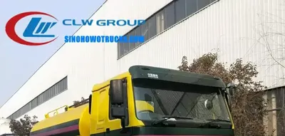 Sinotruk HOWO 6x4 drinking water truck with 20000 L tank in potable water configuration