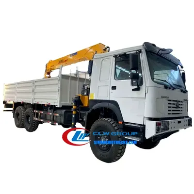 Telescopic boom crane mounted on a HOWO 6x6 chassis with high-strength steel structure