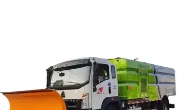 Sinotruk HOWO 4x2 road sweeper truck with snow plow function in urban road cleaning operation