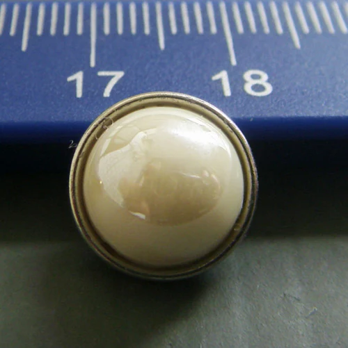 SBN-038 fashion buttons by Sinya Accessories
