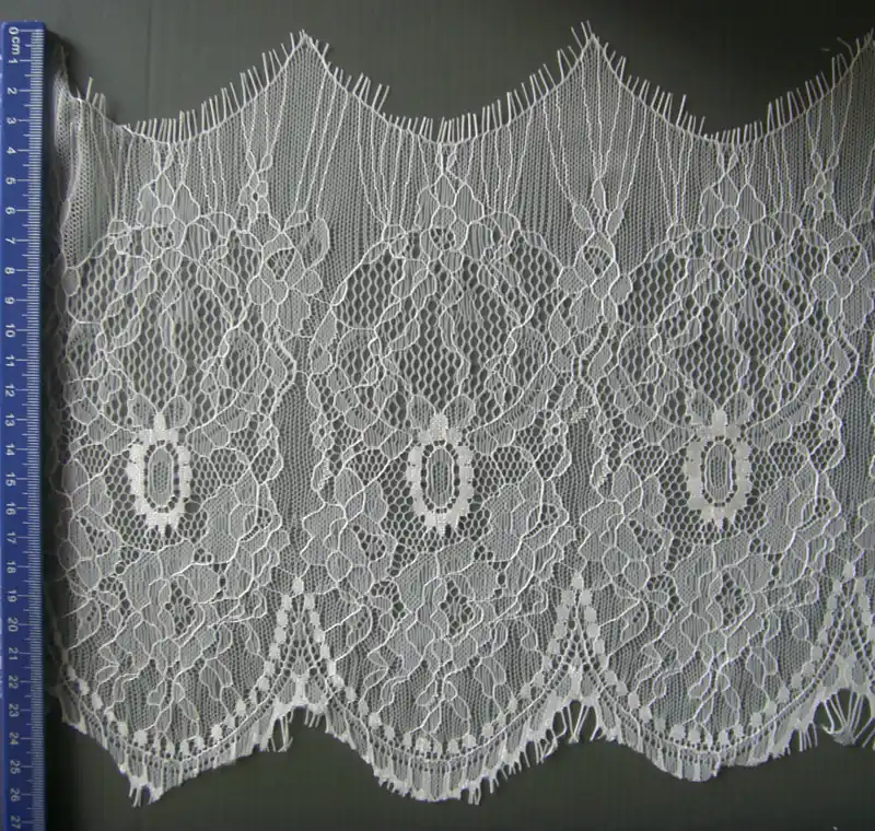 SLS-007 eyelash lace trim by Sinya Accessories