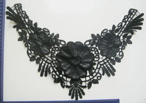 SCN-032 machine crochet collars by Sinya Accessories