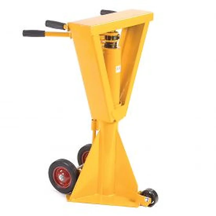 Yellow trailer stabilising jack with screw column and dome base