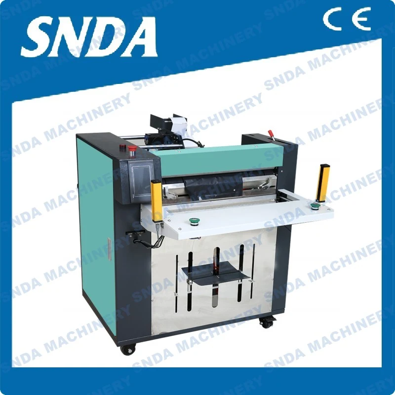 Side view of the Model 450 machine showing the bag forming and sealing station