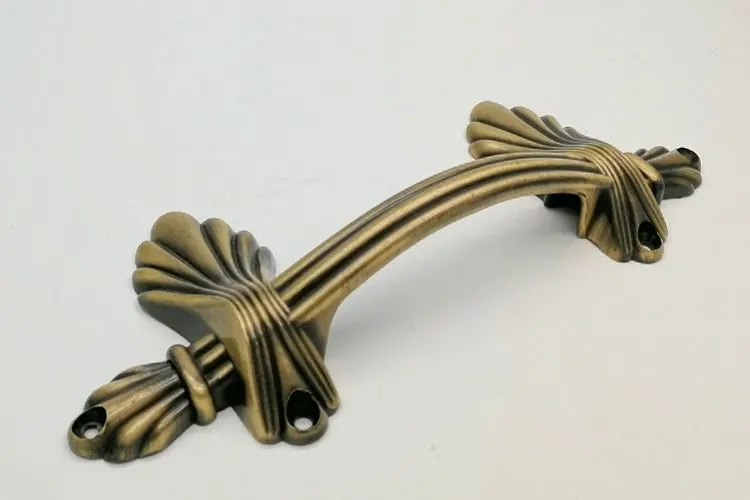 Antique Brass Color Shell Design Metal Coffin Handle High Quality Accessories ZH020 view 2