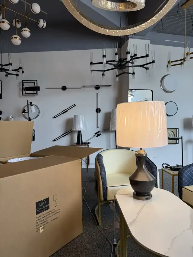 Ceramic based table lamp for Hotel Indigo inspected by Songdom