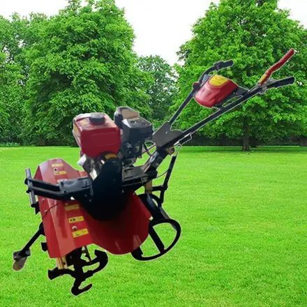 1WG4Q-80 rotary tiller fitted with the 170F gasoline engine