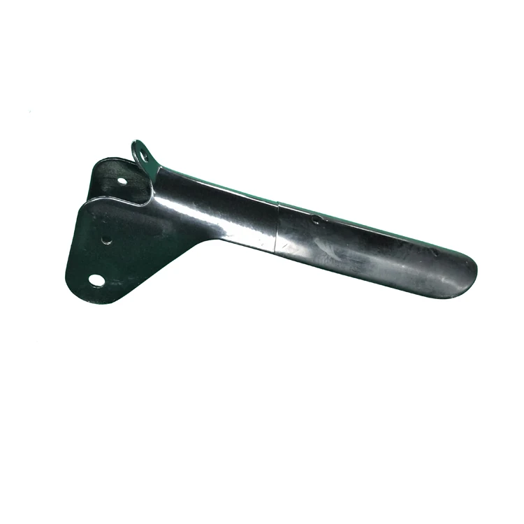 Snow thrower heated grip fitted to a handle