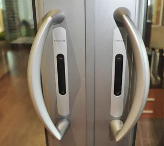 Sliding Door 9