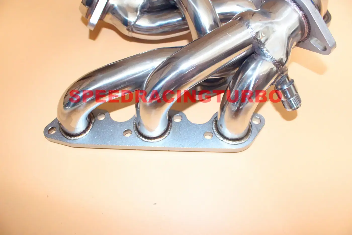 Detail of header flange and included gaskets and nuts