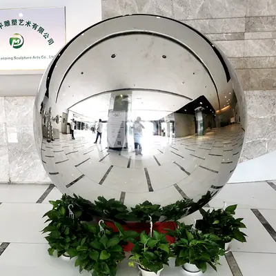 1600mm Large 8K Mirror Stainless Steel Gazing Ball Sphere detail 2