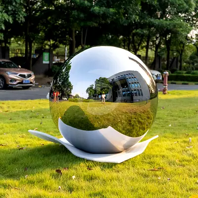 4 Feet Mirror Polished Stainless Steel Hollow Sphere detail 2