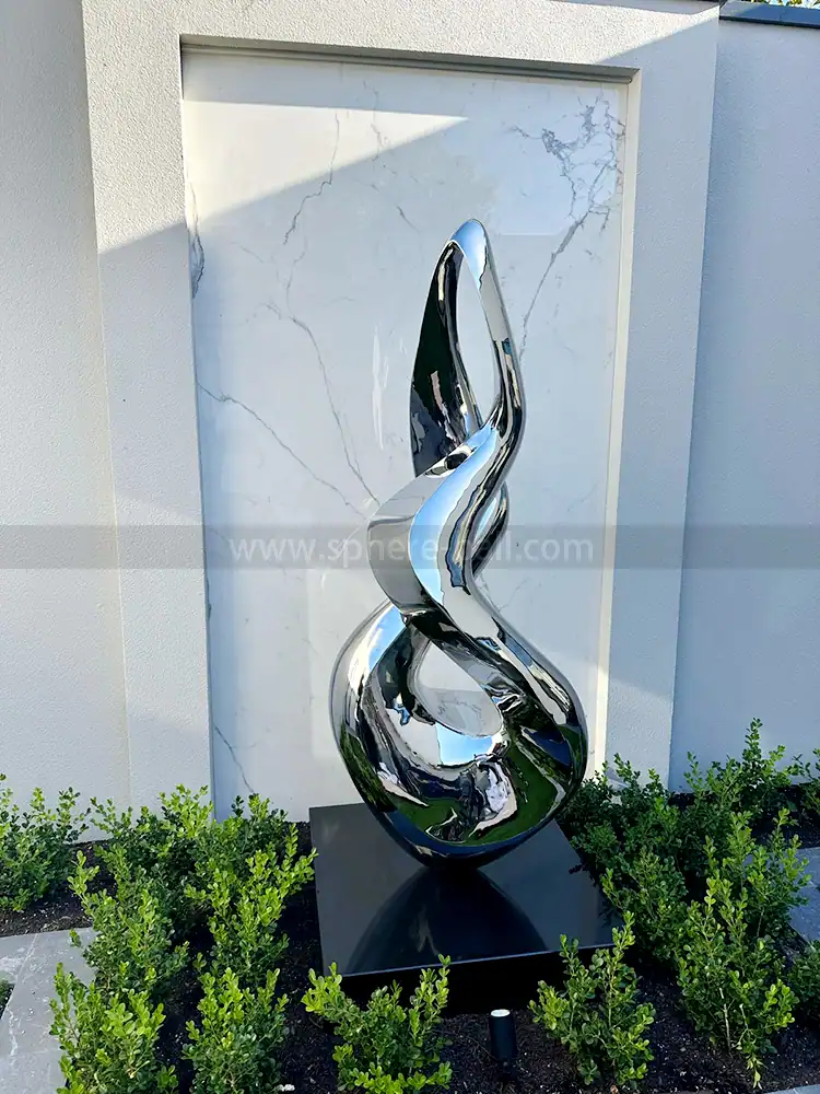 1800 mm Abstract Garden Sculpture in Miranda, view 3