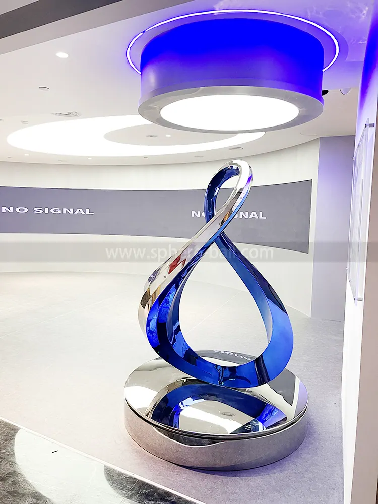Rotating Mirror Sculpture at Shenzhen Qianhai Hub, view 2