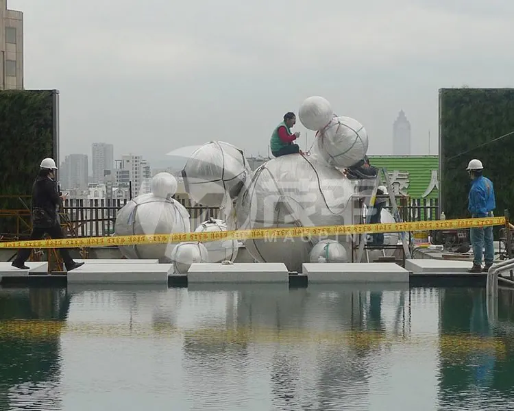 Ten Sphere Installation in Taiwan, view 3